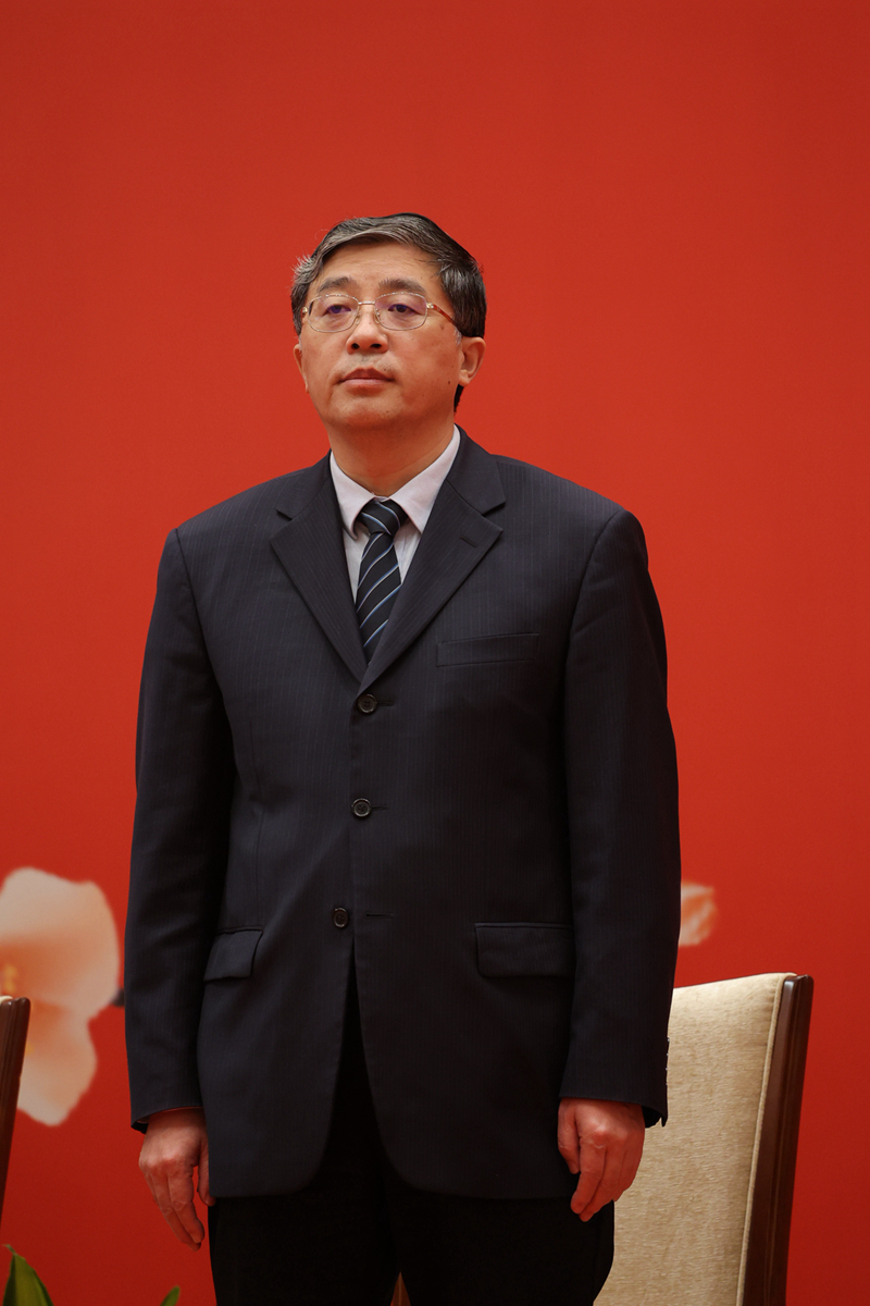 中央政府驻澳门联络办公室副主任罗永纲出席酒会中央政府驻澳门联络