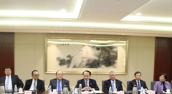 王志民、陈斯喜与澳区全国人大代表、全国政协委员座谈