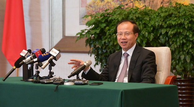 傅自应：事实证明，“一国两制”完全行得通、办得到、得人心