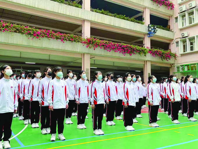 澳门镜平学校澳门青少年要做奋发有为的新一代